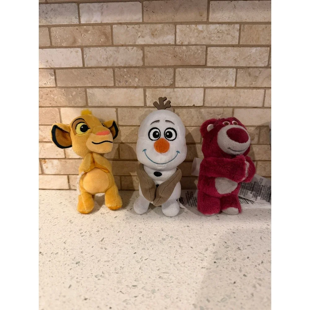 Magnet Hands Plush Pal Mini Simba, Olaf, Lotso, Bruni,Winnie the Pooh